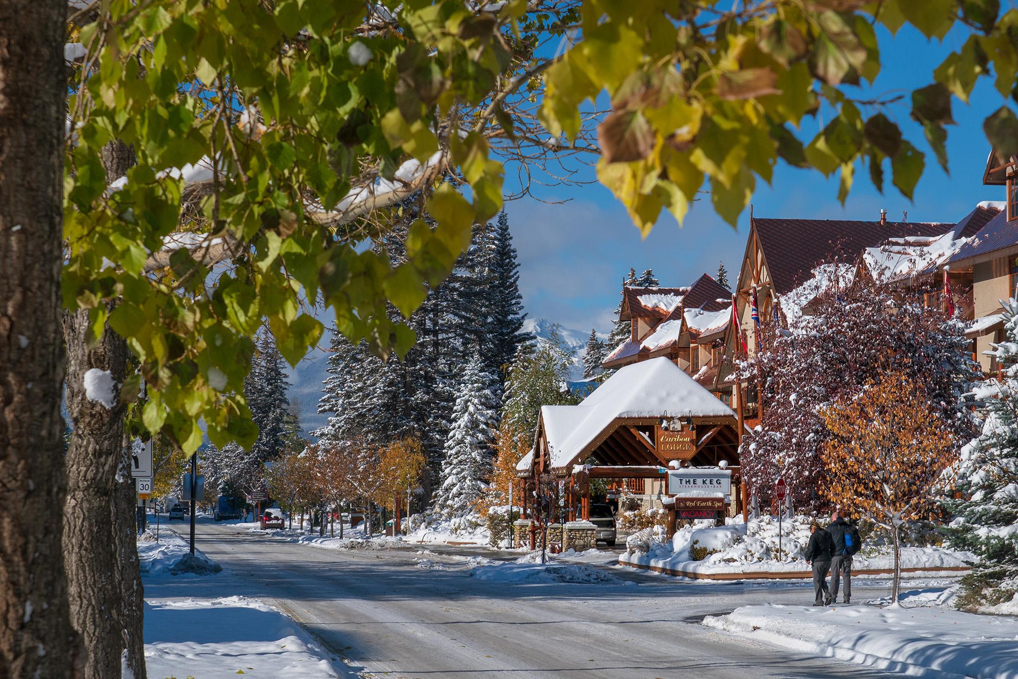 Banff Caribou Lodge And Spa Exterior foto