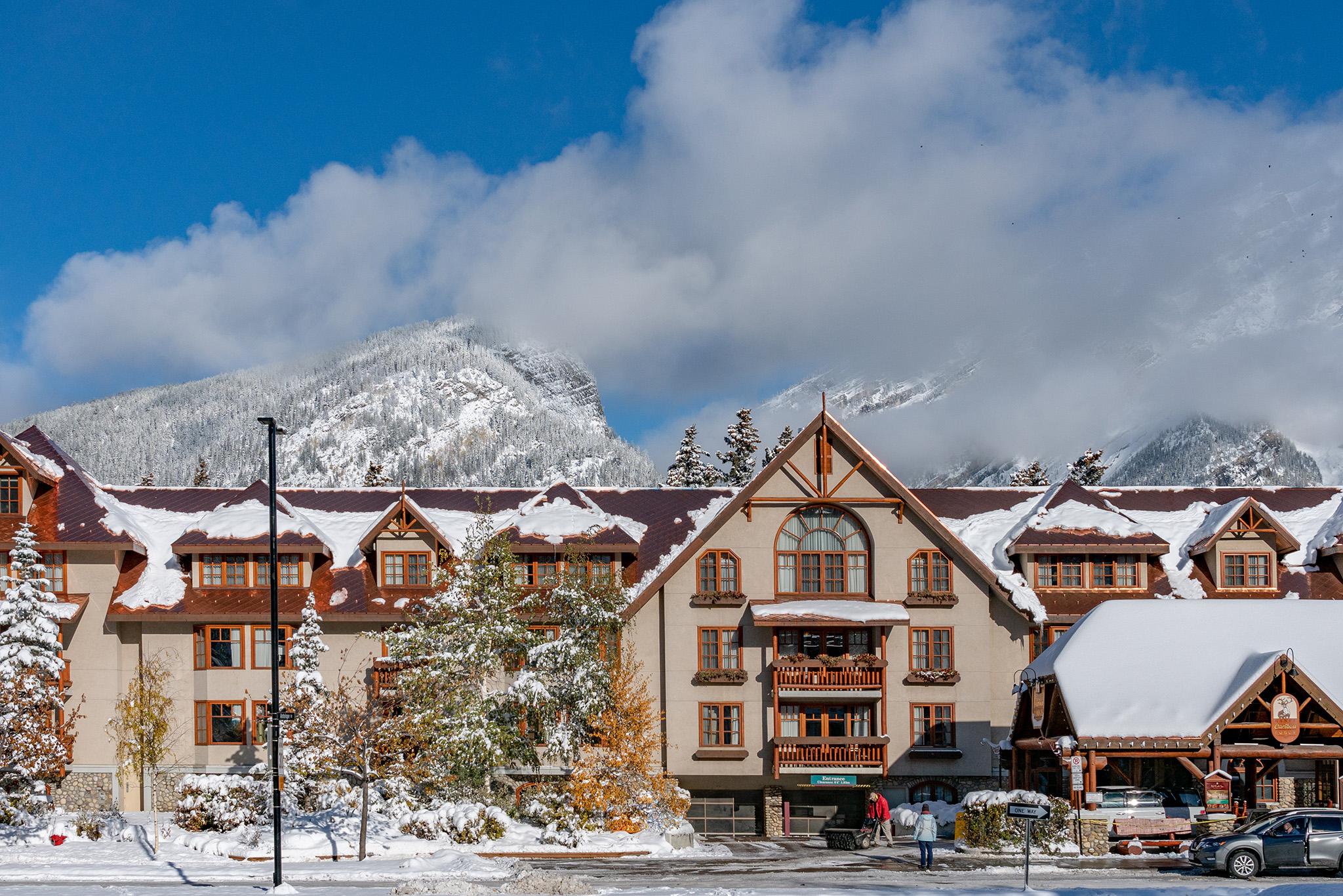 Banff Caribou Lodge And Spa Exterior foto