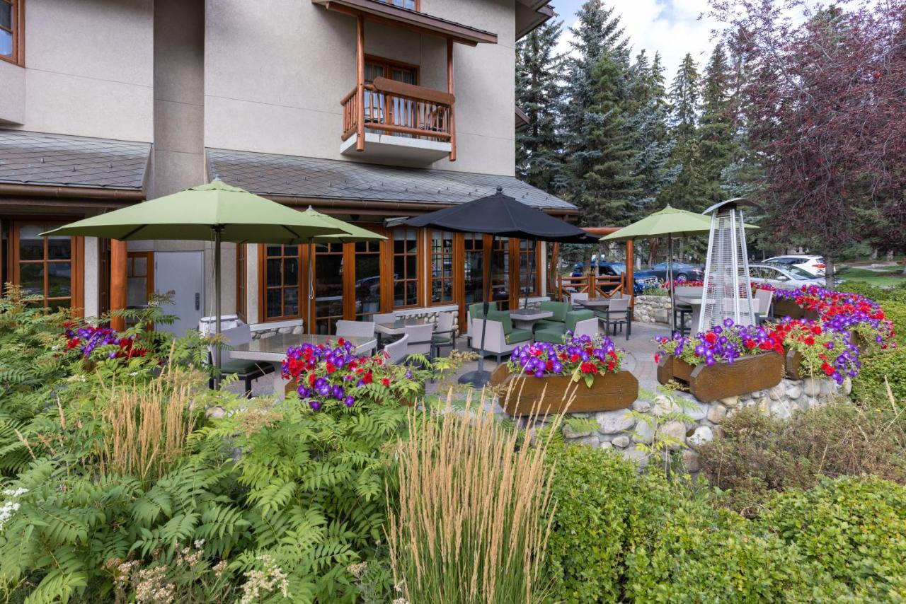 Banff Caribou Lodge And Spa Exterior foto